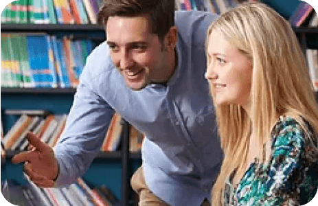 man-woman-looking-at-computer